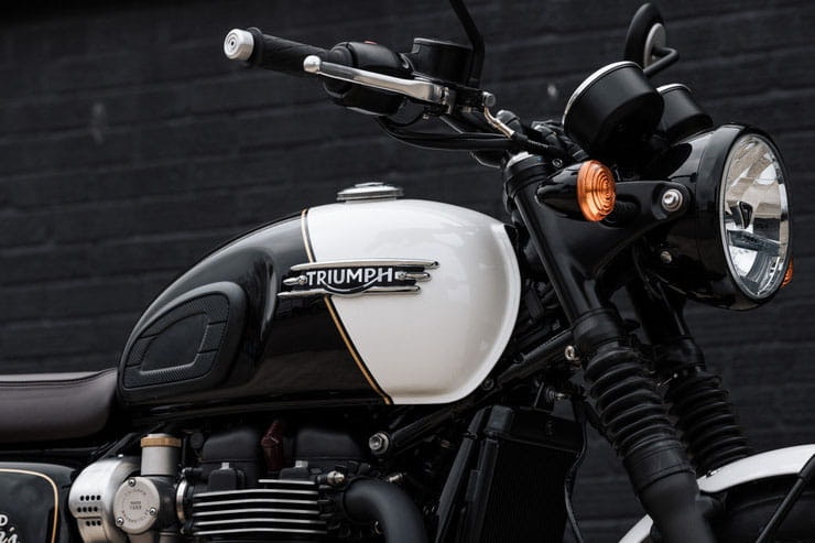 Triumph Bonneville T120 DGR Limited Edition_03