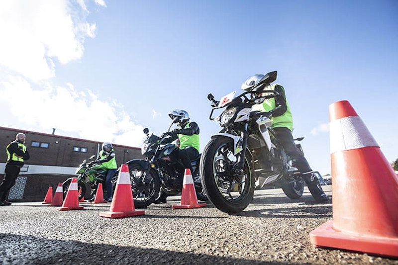 try riding motorcycle free_03
