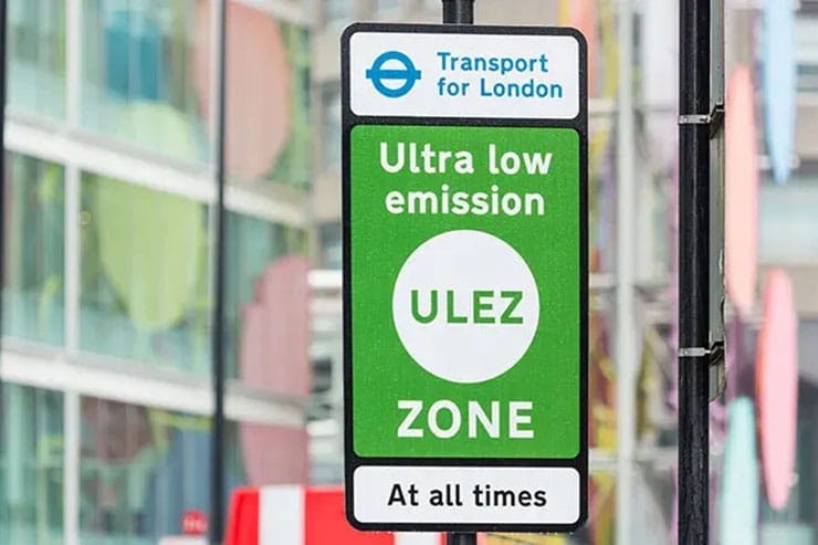 Councils rebel against London ULEZ expansion_01