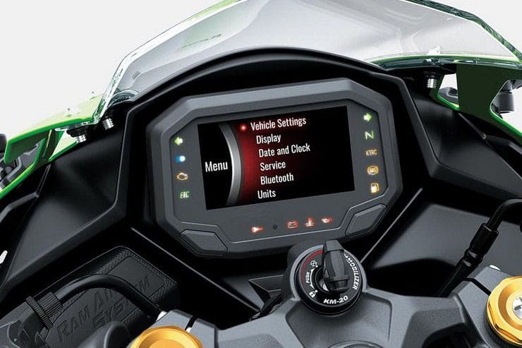 Four-cylinder Kawasaki Ninja ZX-4R is UK-bound for 2024