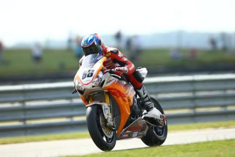 da Costa taming the Tiger at Snetterton