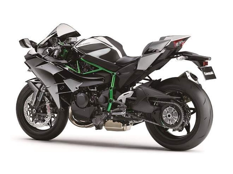 Chain-driven 6-speed with quick shifter