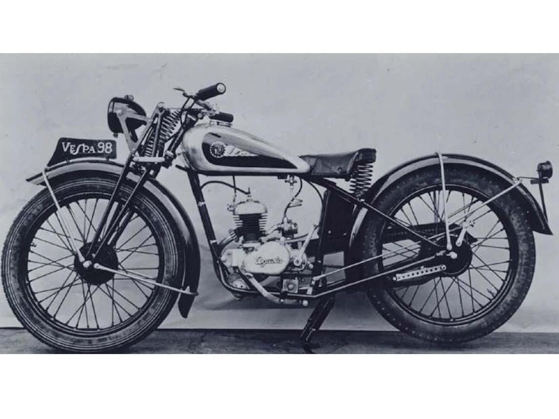 Vespa 4