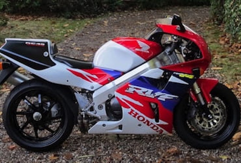 Honda RVF750R RC45 for sale