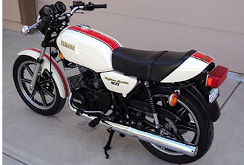 Yamaha RD400