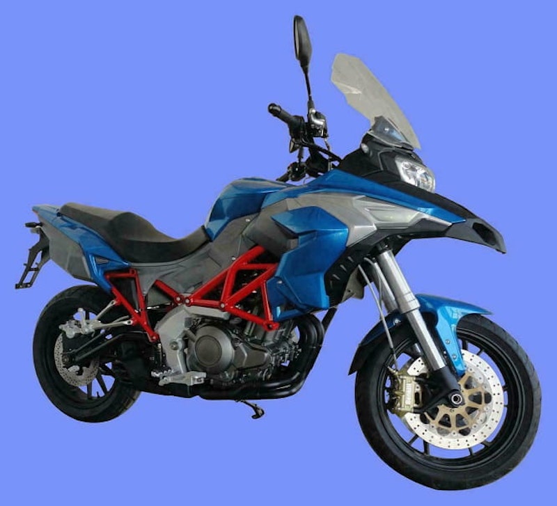 What a beauty! Benelli's BJ500GS