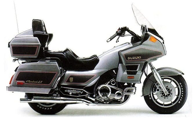 ドレッサー Top 10: Fully-Dressed Touring Motorcycles