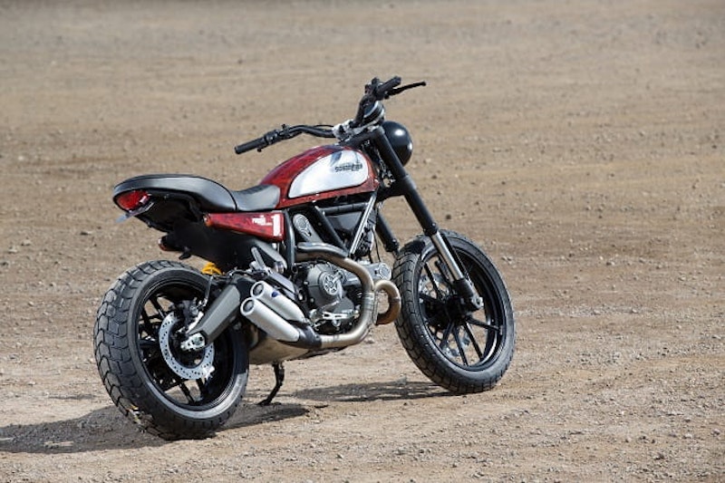 The UK's IDP Moto personalised a Full Throttle version for Foggy