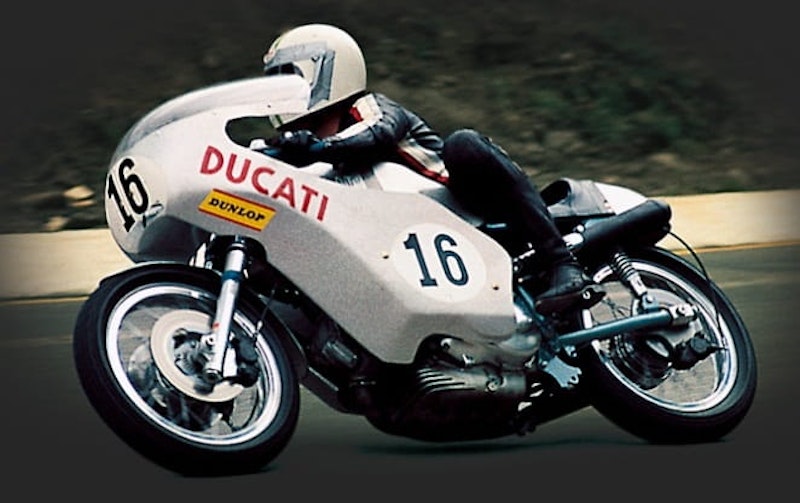 Smart races in the Imola 200. Photo courtesy of ducati.com