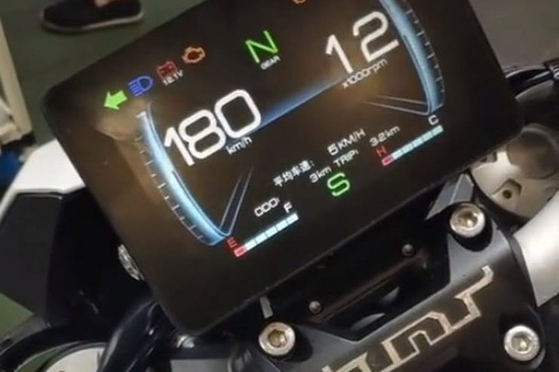 Revamped Benelli TNT 600 spotted in China