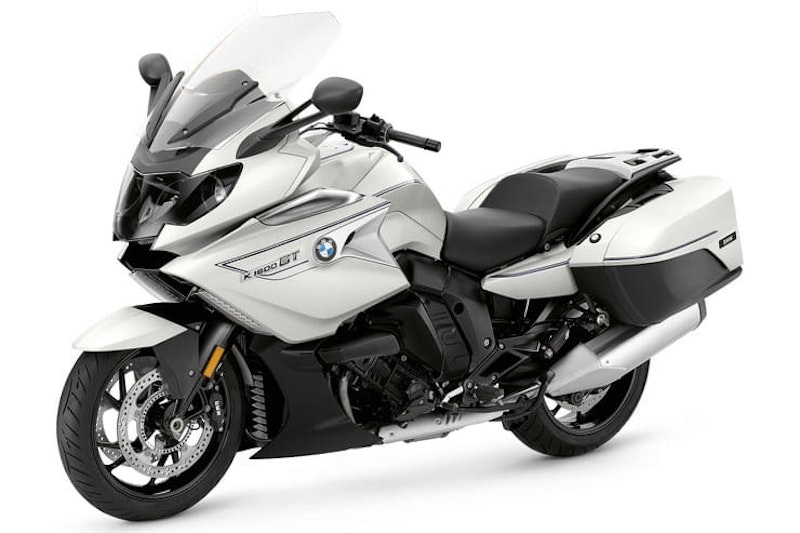 New colours and revised details for carry-over 2021 BMW models