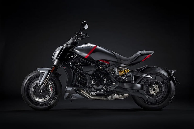 DUCATI_XDIAVEL_BLACK_STAR-_2__UC209667_Mid