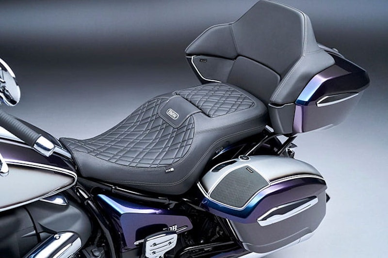 BMW R18B Transcontinental 2021 details price spec_16