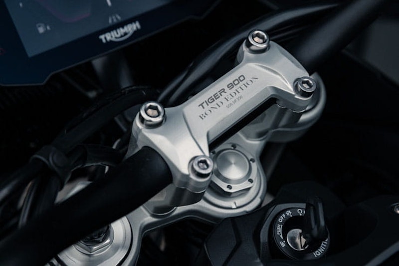 2021 Triumph Tiger 900 Bond Edition News Details Spec_06