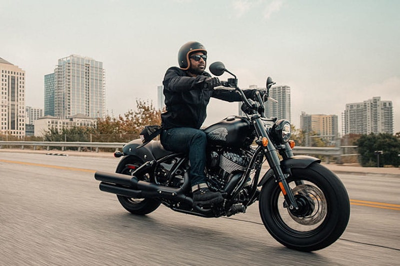 2022 Indian Chief Bobber Dark Horse Details (2)