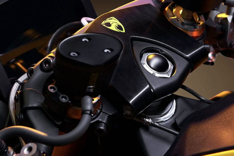 Damon HyperFighter Colossus 3