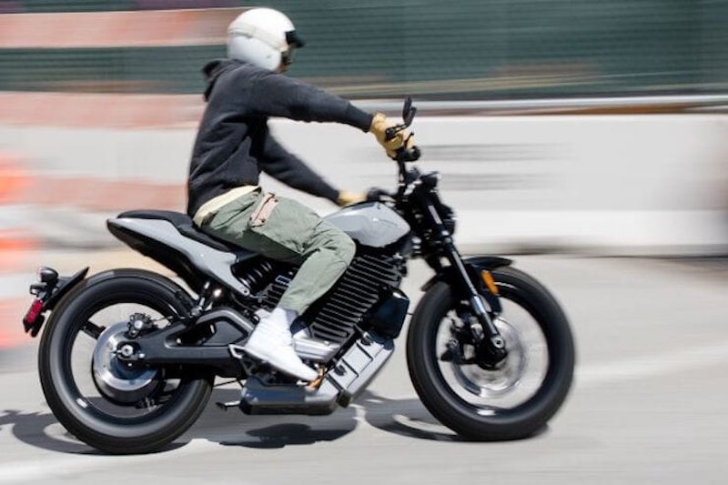 Harley-Davidson floats LiveWire on NY stock exchange_02