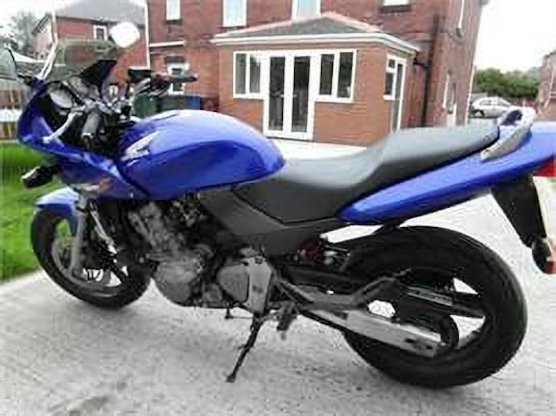 Best Winter Commuters - Honda Hornet 600