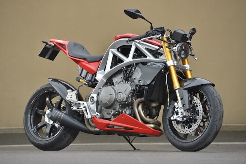 That frame, the Honda motor, the styling. It's one hell of a bike is the Ace.