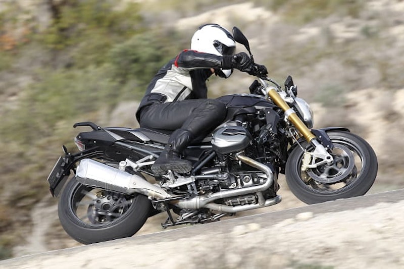 The R1200R has three riding modes