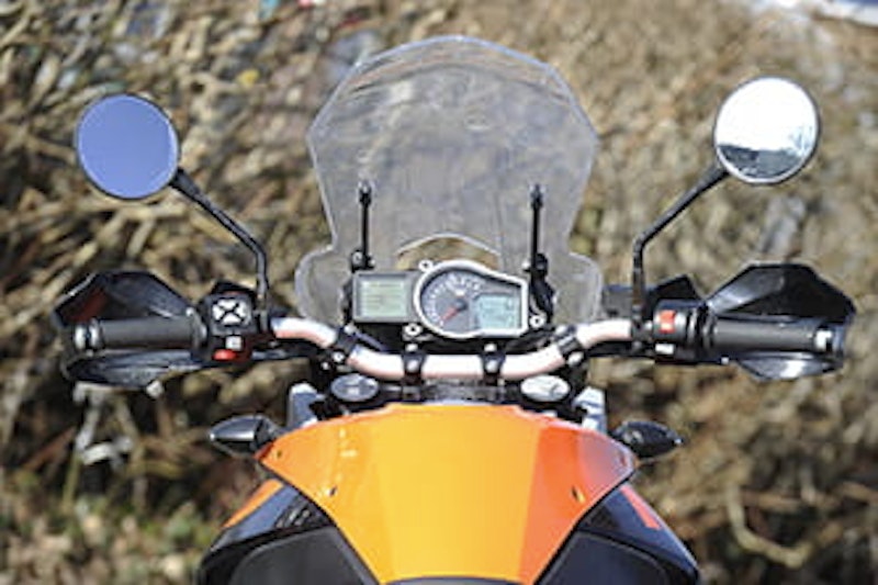 Adjustable screen requires two hands with a fastening each side