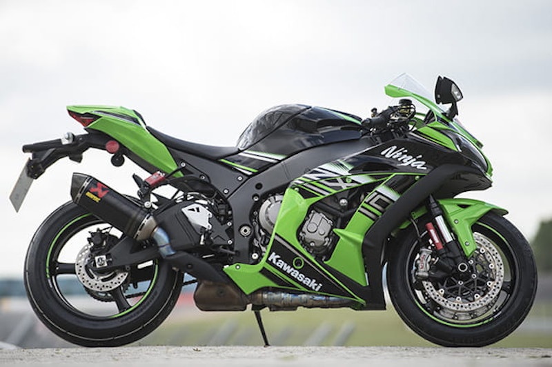 The red transponder on the pillion peg is for Silverstone's track day