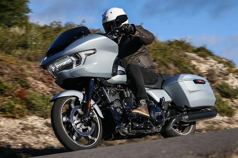 Harley-Davidson Street Road Glide 2024 Review Details Spec Price_19