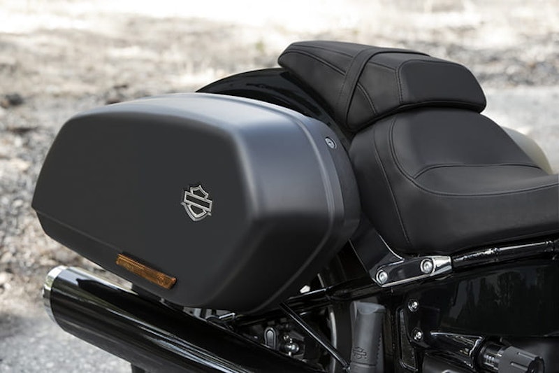 Riding_2018 Harley Davidson Sport Glide review