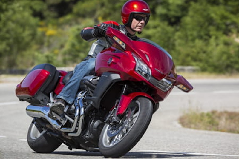 The CTX1300 bagger in white.