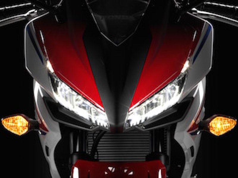 The CBR500R's new headlights