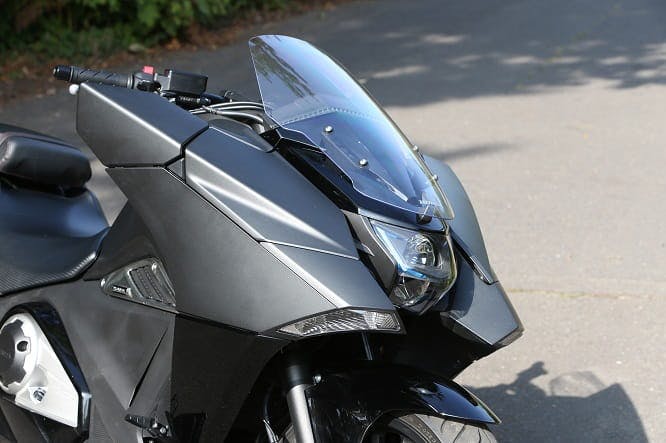 Honda NM4 Vultus (2014) - Review & Road Test