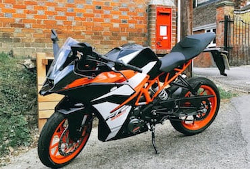 KTM RC390 Review