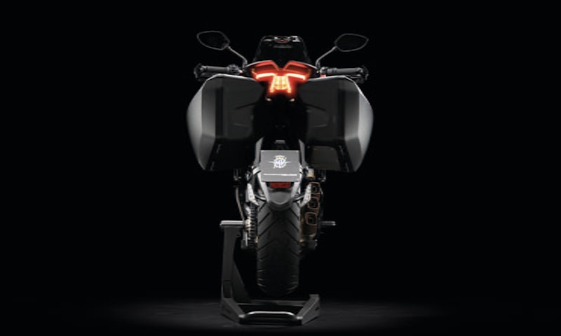 MV Agusta Turismo Veloce 800 Lusso SCS BikeSocial Review
