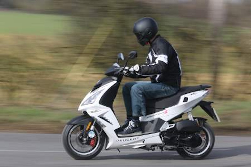 Peugeot Speedfight 125 Bike Social review
