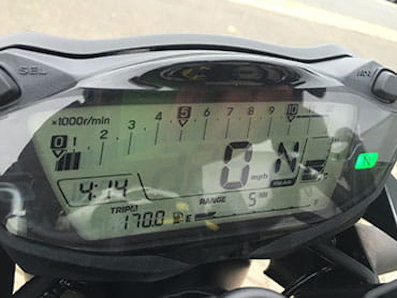SV650