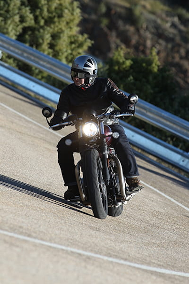 Mann scrapes the Bobber