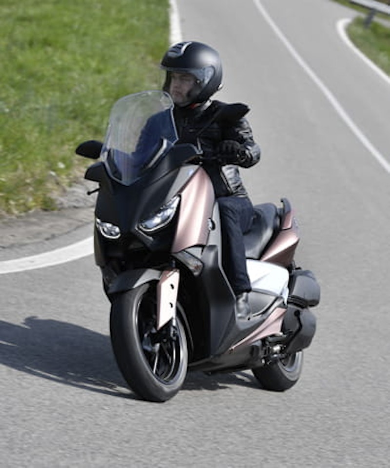 2017 Yamaha XMAX 300