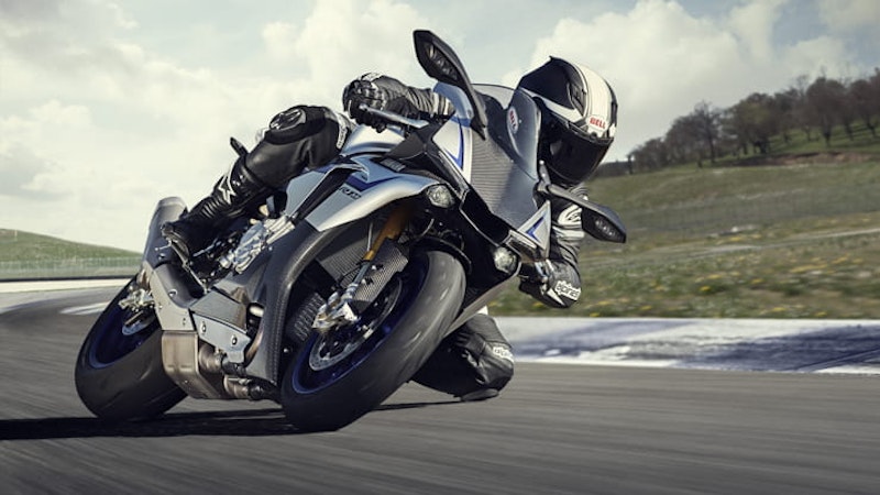 Yamaha R1M