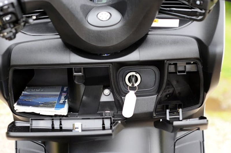 Two storage compartments, one is lockable