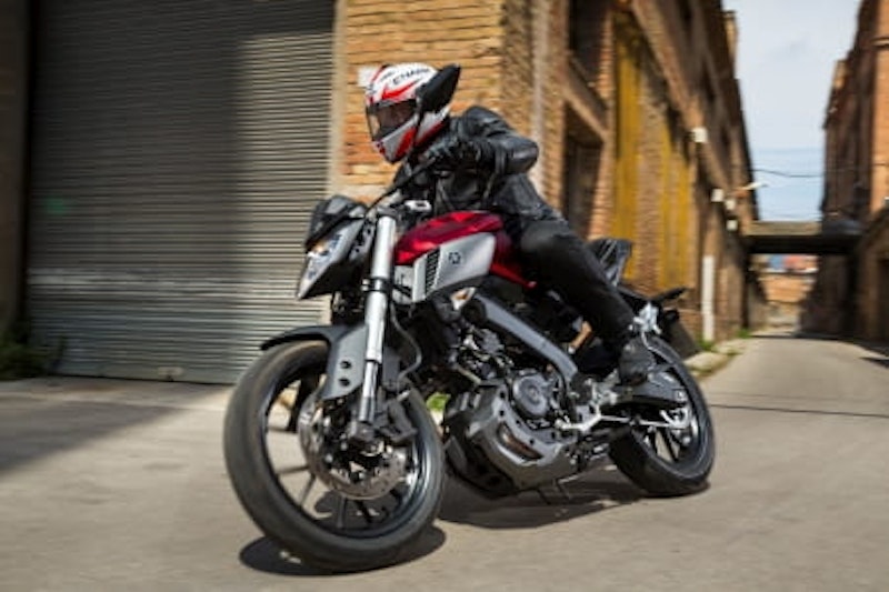 Yamaha MT-125 on an industrial estate in Barcelona