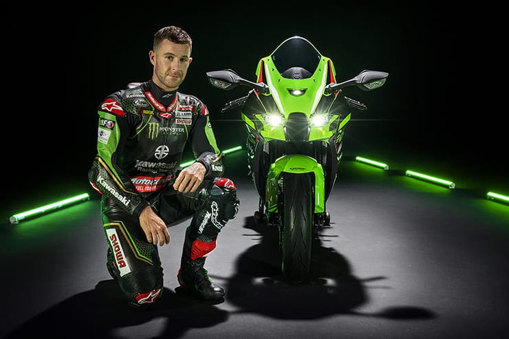 Kawasaki ZX-10RR 2021 Details Price Spec (1)