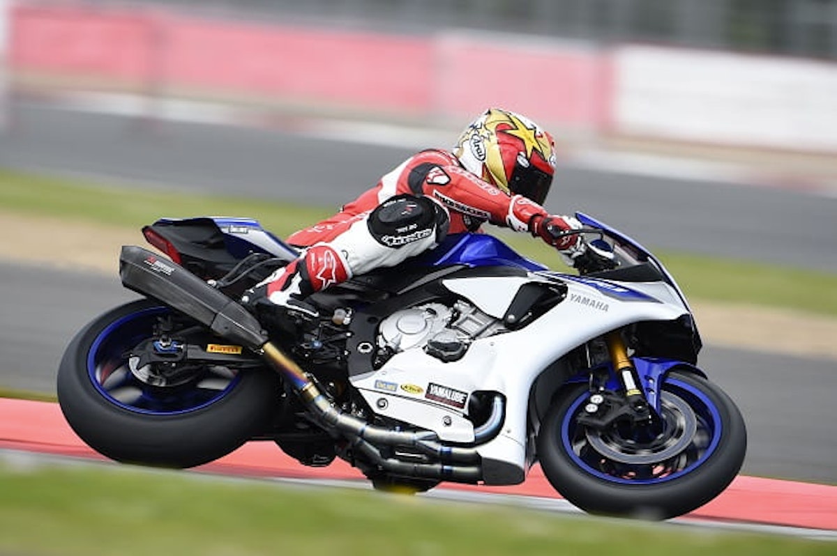 Yamaha YZF-R1 (2015) - Track Bike Review