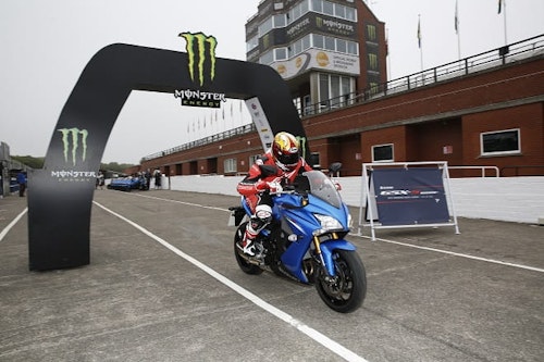 Maybe the first and last time you'll see a GSX-S1000F pretending to start a TT?