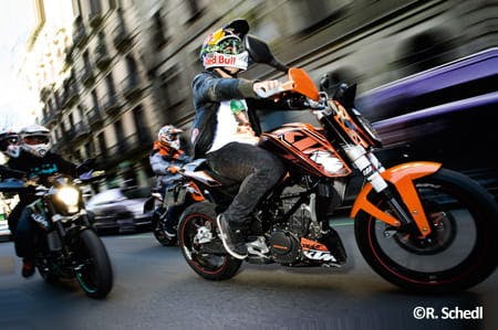 KTM 125 Duke 2012 Review
