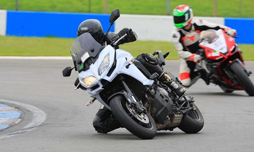 Rider skills: how the right riding position helps you go faster, safely-thumb
