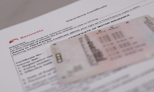 What documents can the police demand if you're stopped?-thumb