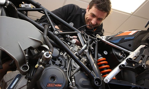 Motorcycle servicing explained | Bike Social FAQ-thumb