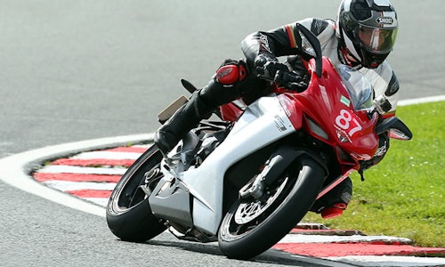 VIDEO: MV Agusta F3 800 (2013-on) road test review-thumb