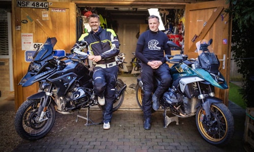 2024 BMW R1300 GS vs R1250 GS Dyno, Speed & Road Test (2024)-thumb
