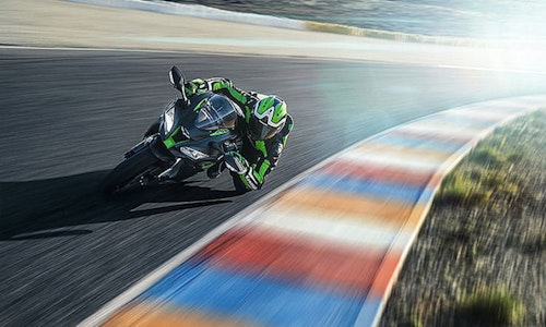 Kawasaki Ninja ZX-10R SE (2018-2020): Review & Buying Guide-thumb